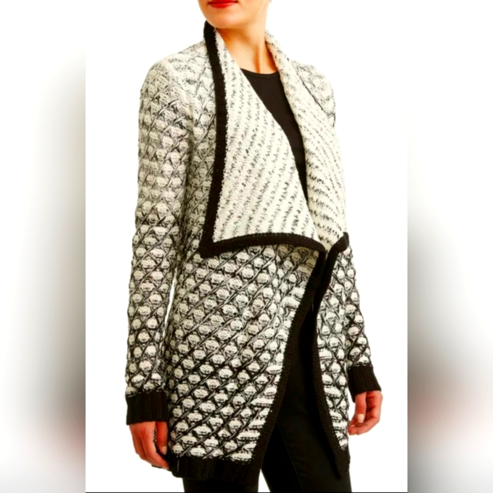 Design Lab Women 100% Acrylic Open Front Knit  Cardigan Black &White Ombre Small